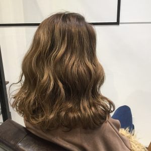 ワンレン重めロングヘア ハイライトカラー 大塚美容院